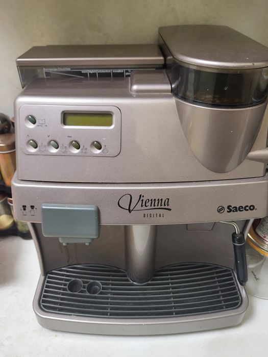 Кафе машина SAECO VIENNA