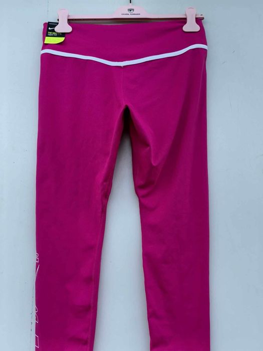 Nike оригинален дамски клин Л размер нов