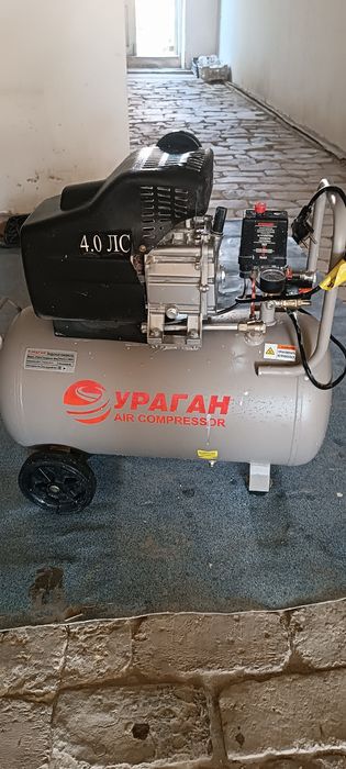 Uragan kompressor sotiladi