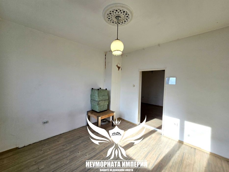 Под наем тристаен 68кв 5ет в гр.Асеновград кв.Запад