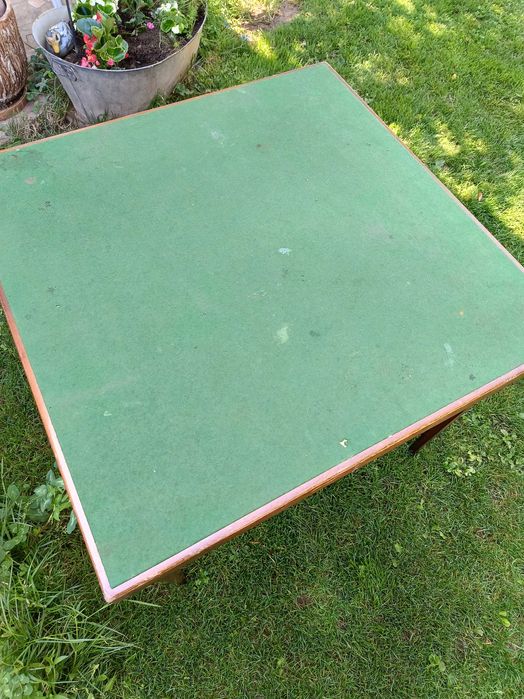 Стара английска сгъваема маса за игра на карти