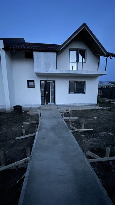 De vanzare casa p+m  in Moara Greci