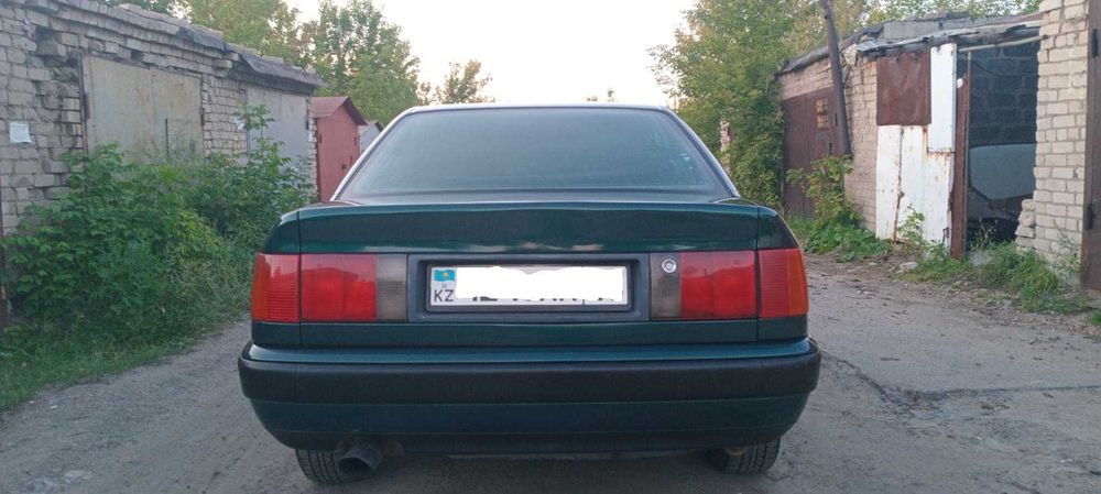 Продам Ауди 100 С4. 2.0