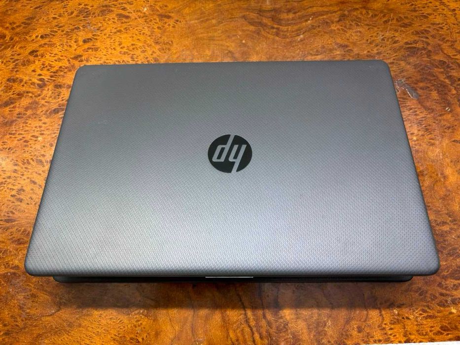 ноутбук HP 15 i3