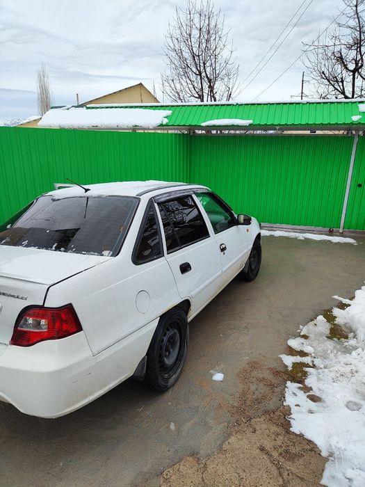 Продается нексия2