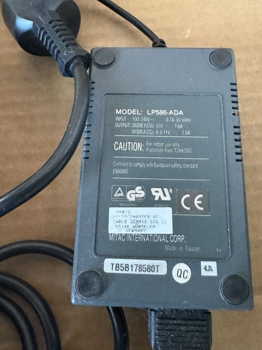 Рядък ретро лаптоп LeBook LP586-ADA , Windows 95