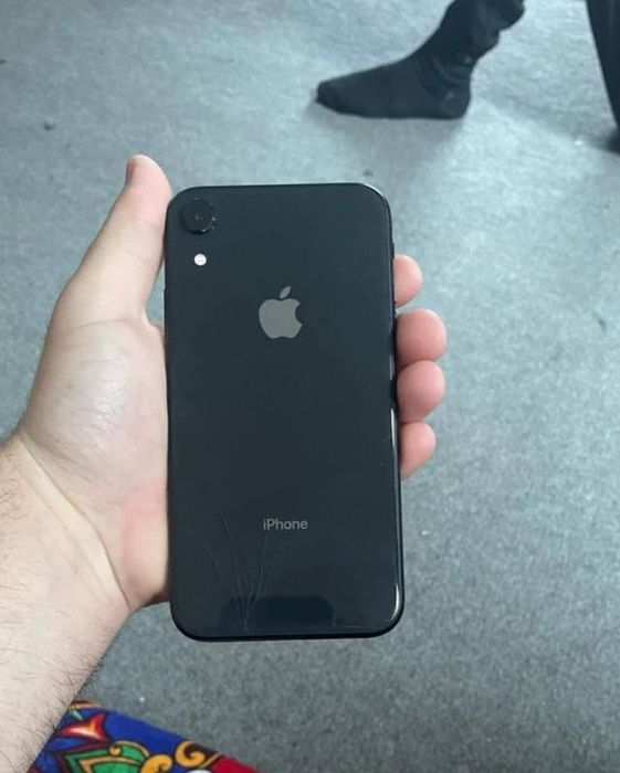 Iphone xr sotiladi