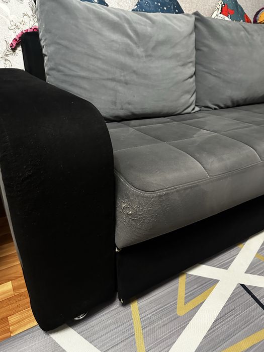 Продам диван б/у.