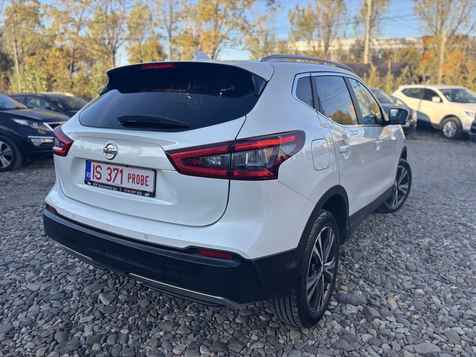 Nissan Qashqai 2018 / Facelift / Panoramic / Camere 360 / Garantie