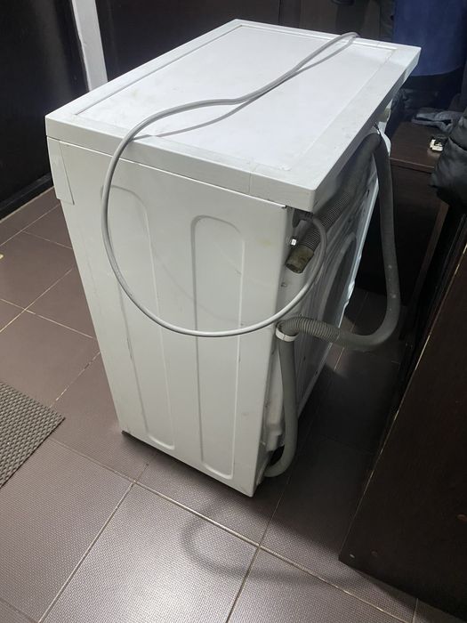 Продам стиральную машину Haier