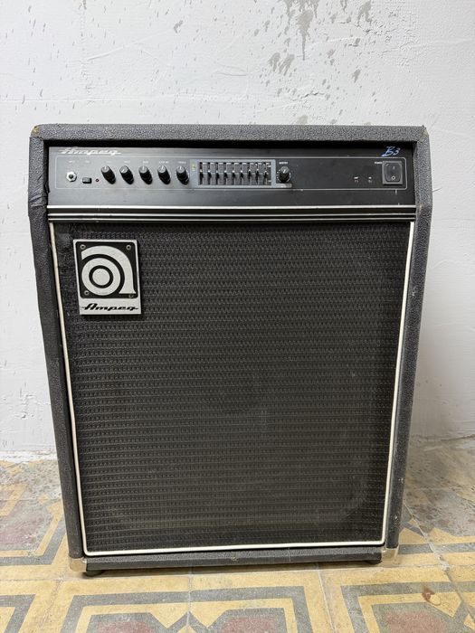 Ampeg B3W Made in USA 1994 Amplificator Chitara Bass 15 Inch 150 W