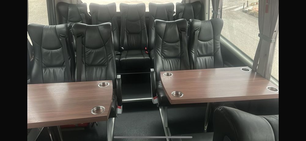 Inchiriere autocare si microbuze