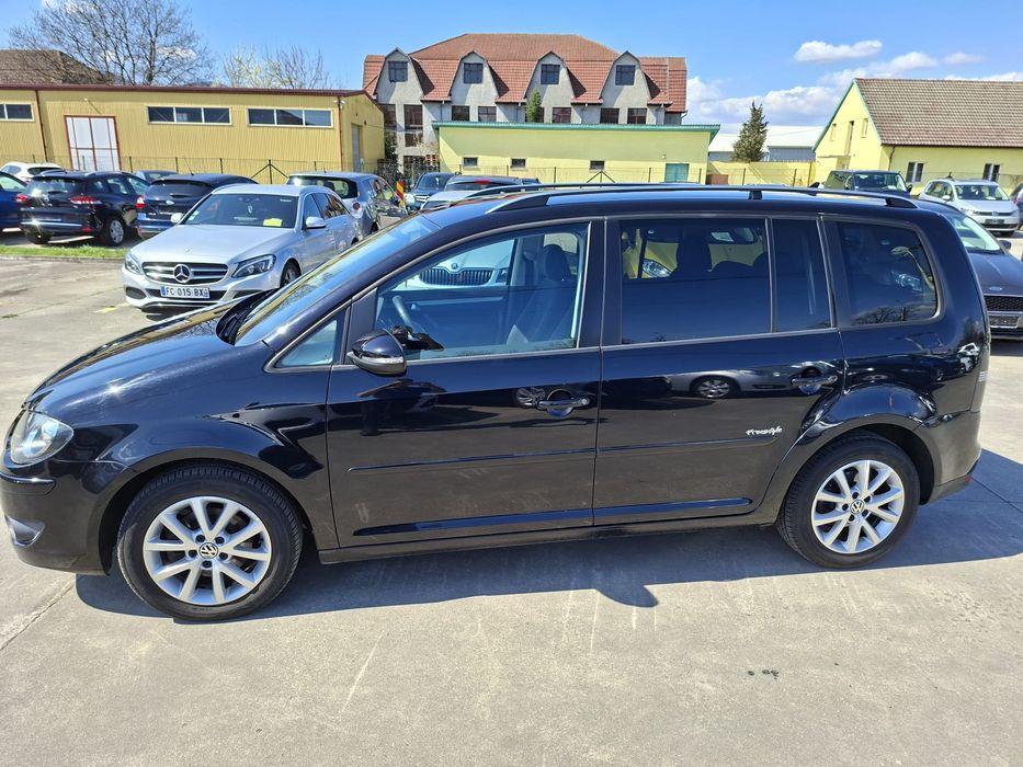 VW Touran, an 2010,1400 benzină, 140 cp,euro 5