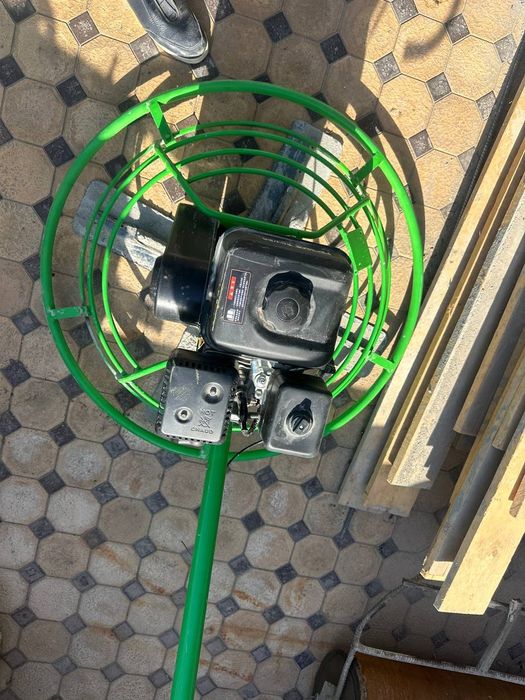 Затирочная машина по бетону (вертолёт)
Диаметр диска: