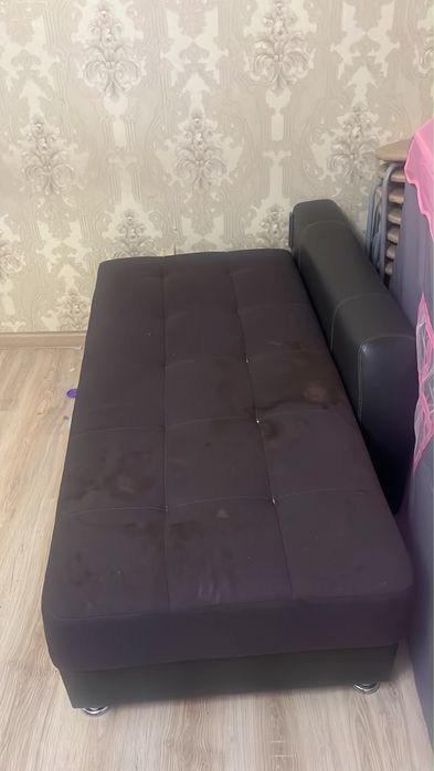 Отдам даром диван