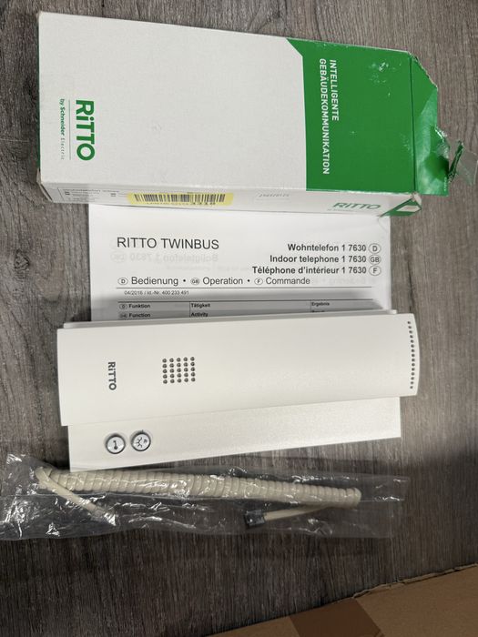 Чисто нова домофонна слушалка RITTO TWINBUS 1 7630 (Schneider Electric