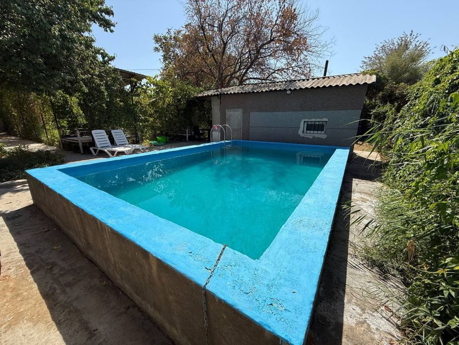 Nazarbek Toqmachida dacha sotiladi