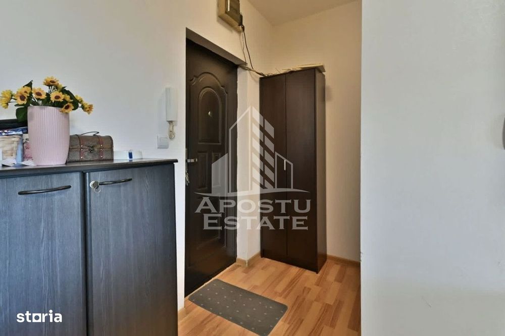 Apartament cu 3 camere de vanzare, centrala, zona Girocului, Timisoara