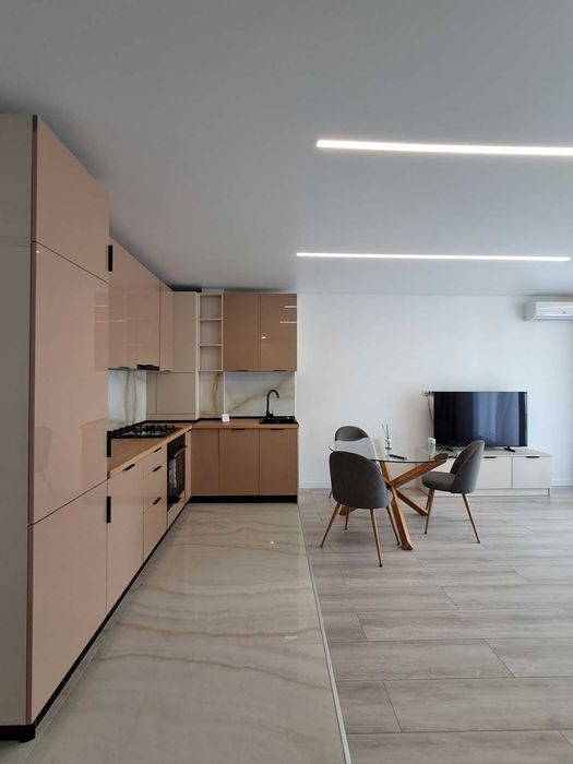 Studio Premium cu terasă spectaculoasă | Metrou Apărătorii Patriei  – prima inchiriere!!!