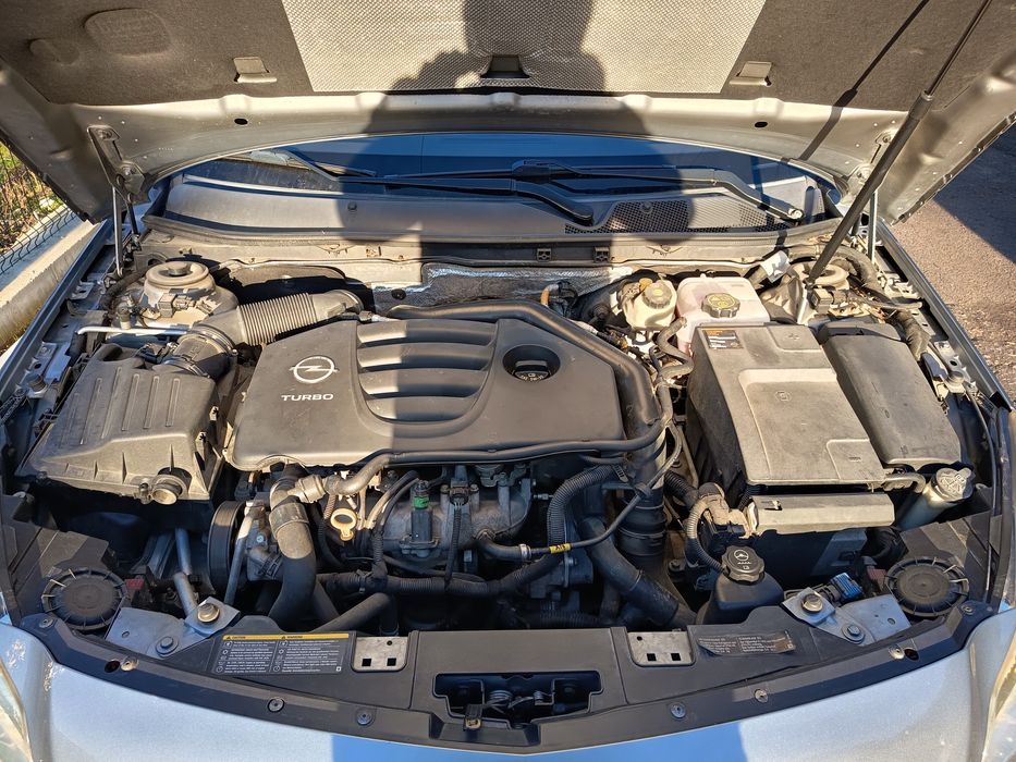 Opel Insignia  Седан