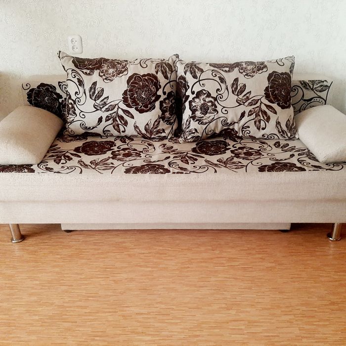 Продам диван 2 метра