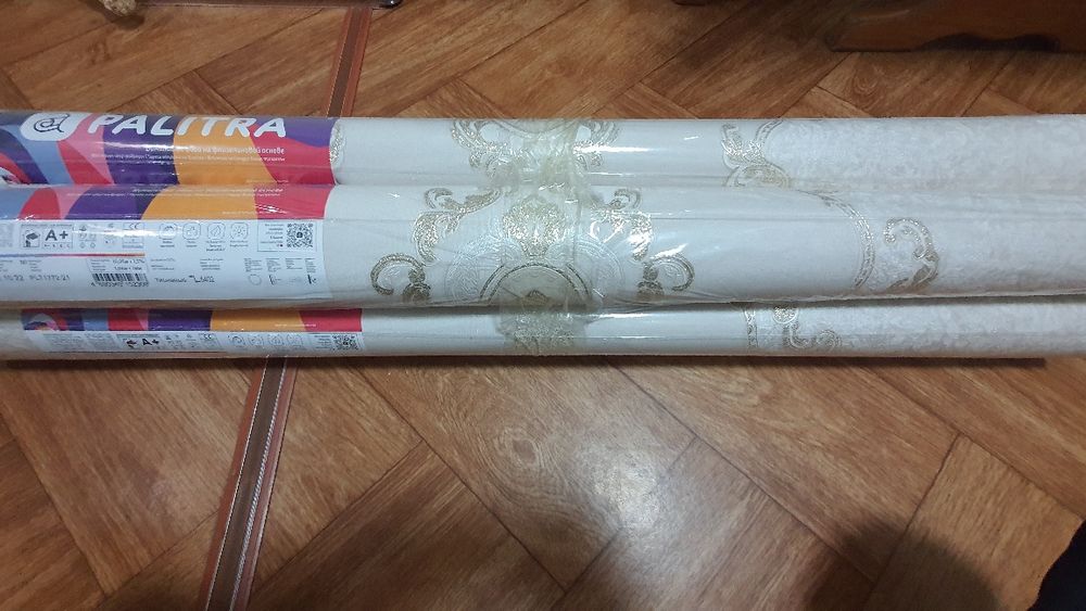 Продаются совершенно новые моющие обои