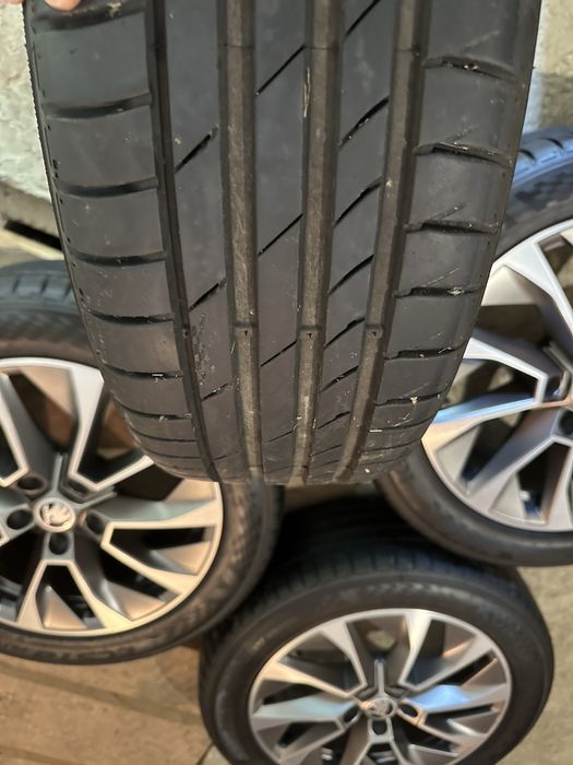 Jante aliaj 17” OE Skoda + anvelope vara Kumho Ecsta 205/55 R17