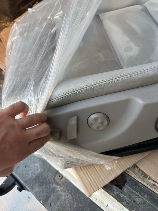 Предни седалки за audi a4 b6/7 кабрио