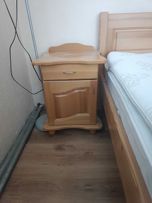 Нощни шкафчета,много запазени