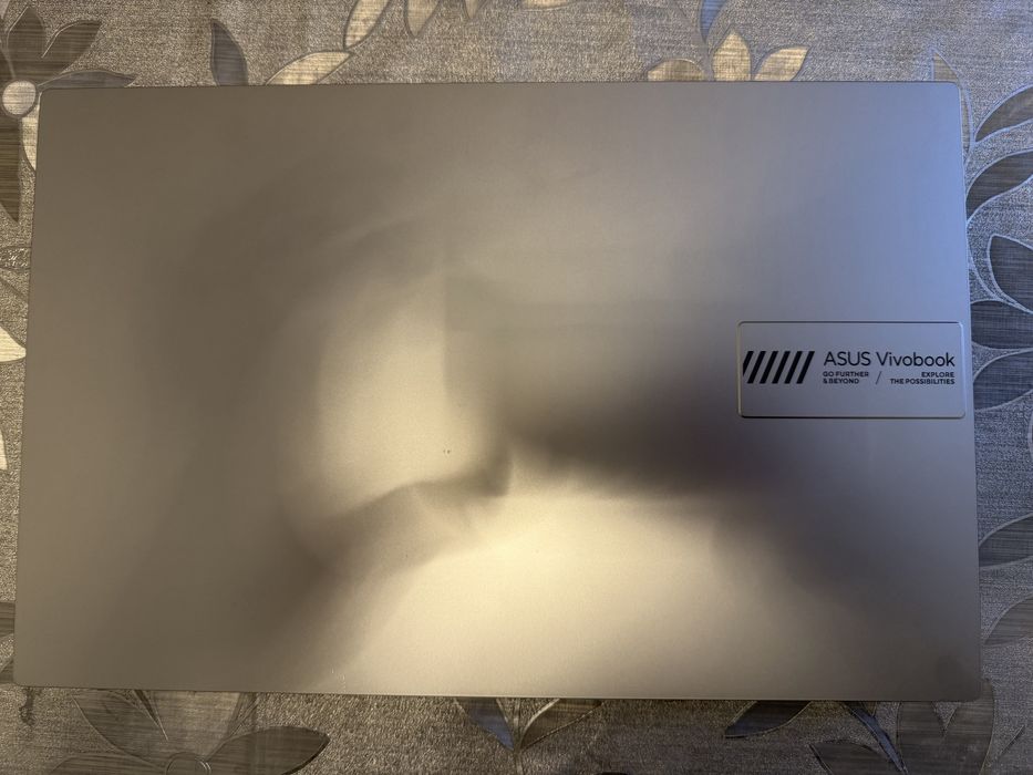 Asus Vovobook 15 Go  E1504GAB