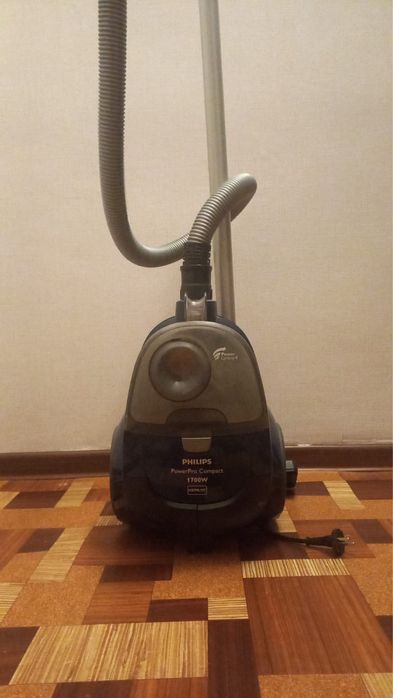 Продам пылесос philips