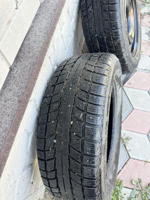 Продам зимние 4 пары Шины  R16