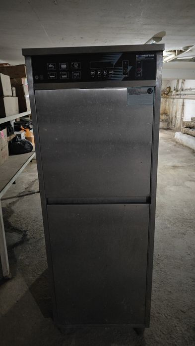 Продам посудомоечную машину