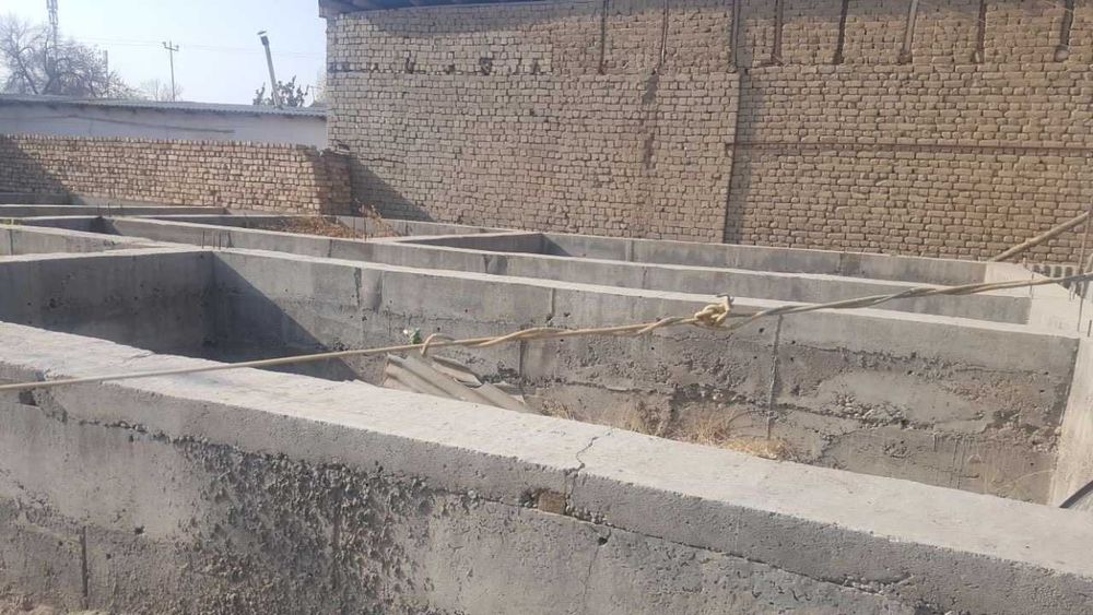 Продается участок с домом в центре Аккургана!