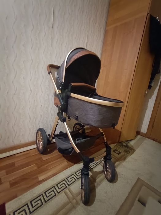 Коляска продается!