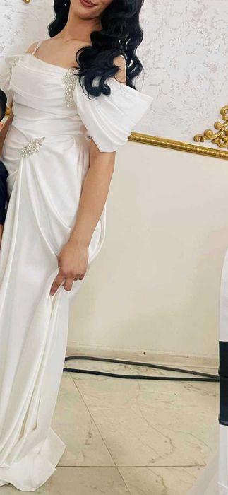 Офицялни рокли С М