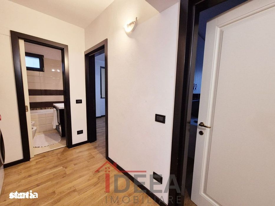 Apartament cu 3 camere, decomandat, ultracentral