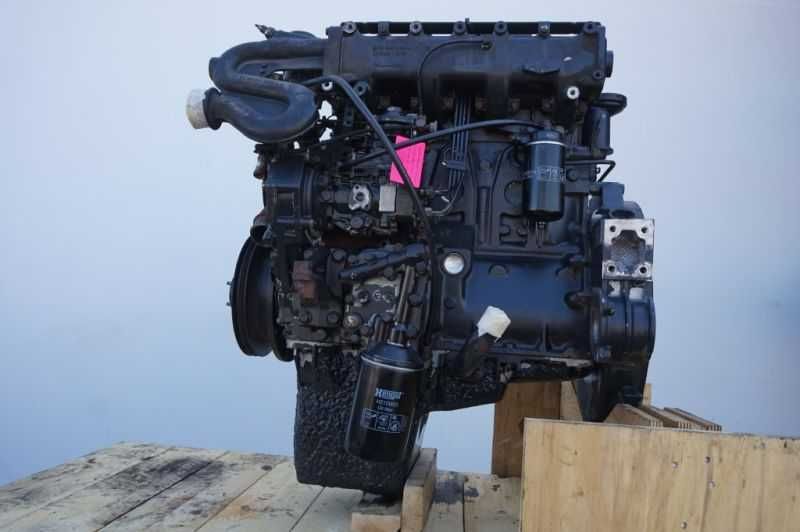 Motor complet camion MAN D0824LFL09 EURO 2 155CP - Piese de motor MAN