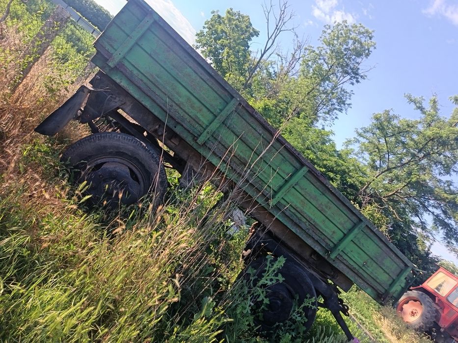 Remorcă auto 5 tone basculabilă