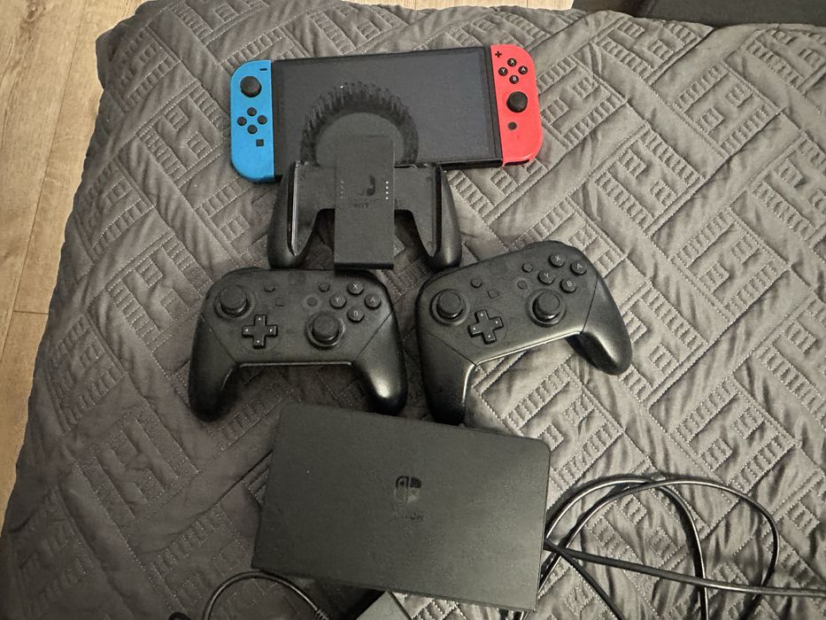 продается nintendo switch Oled