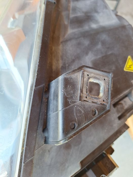 Far xenon bixenon dreapta Audi A4 b7