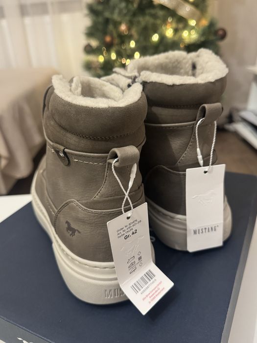 Ghete Mustang imblanite