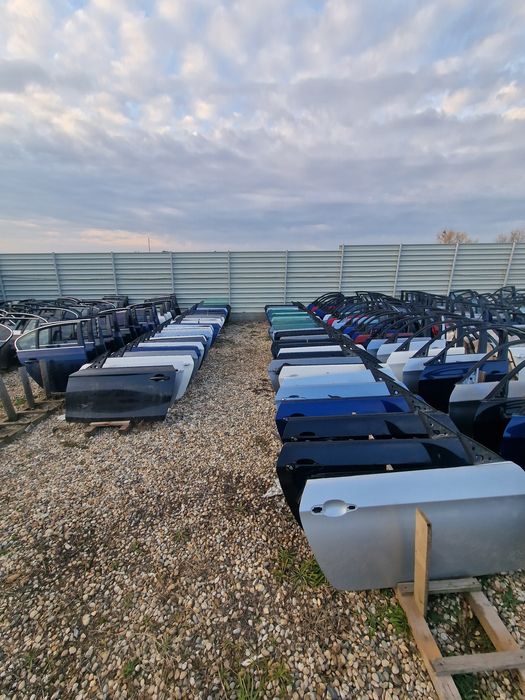 Usa uși portiera stânga dreapta fata spate bmw e90 e91 e87 e92 e93 e82