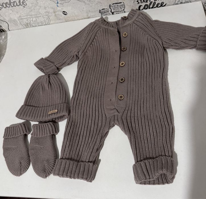 Продам детские вещи для малышей