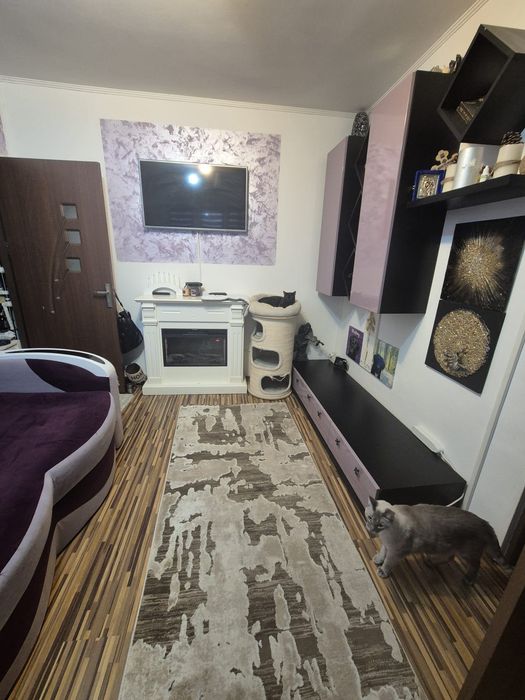 Apartament 3 camere transformat în 2 - Valea Rosie, propietar