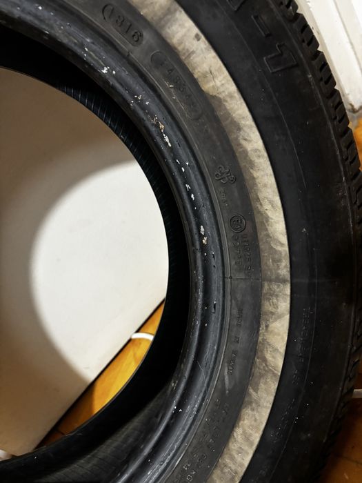 Doua anvelope Maxxis M+S, P205/70/R15