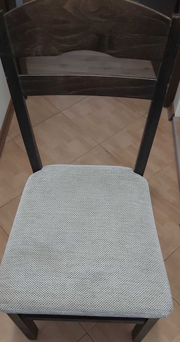 Трапезни столове