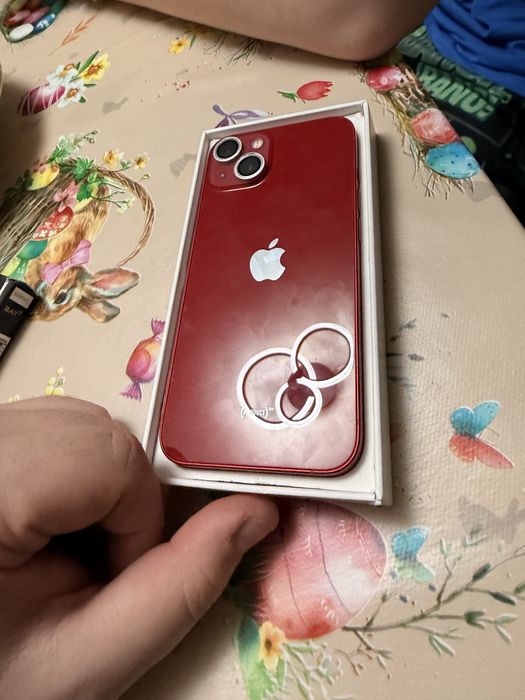 Se vinde Iphone 13