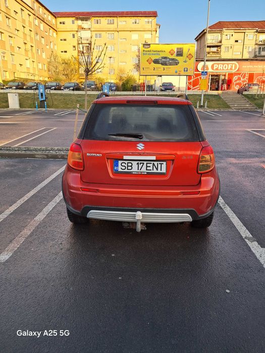 SUZUKI SX4