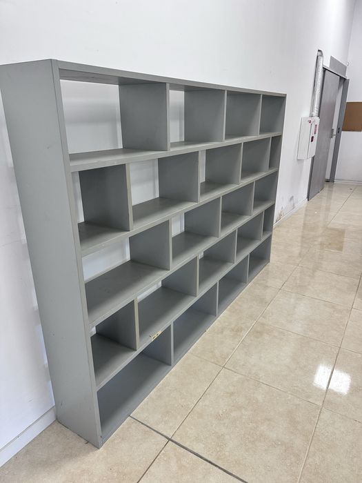 Стелажни рафтове Размери  Дължина 2,50  -височина 2 метра